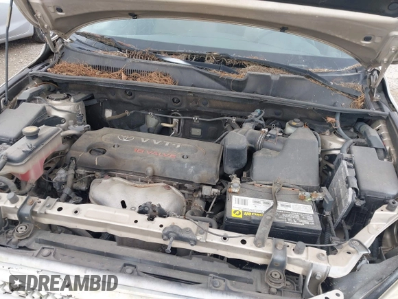 2007 Toyota RAV4 with VIN JTMZD33V276030709, listed as a IAAI auction lot 42101229 with 254,952 mi miles. Bid and sale history available at carsss.com. Image 6.