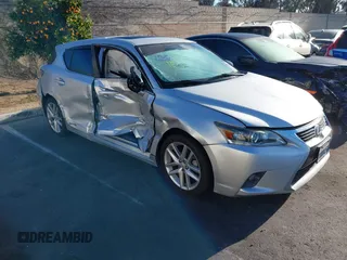 2015 Lexus CT 200h z VIN JTHKD5BH0F2219582, wystawiony jako IAAI lot #41762067 z przebiegiem Nie podano mil oraz . Historia ofert i sprzedaży dostępna na DreamBid. Obrazek 1.