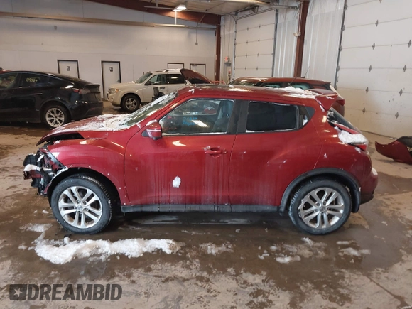 2015 Nissan Juke SV with VIN JN8AF5MV1FT553919, listed as a IAAI auction lot 41630227 with 110,337 mi miles. Bid and sale history available at carsss.com. Image 14.
