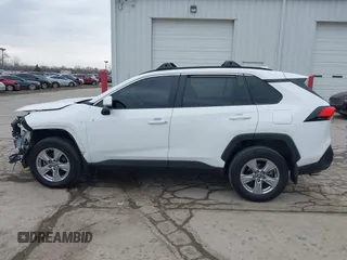2023 Toyota RAV4 XLE with VIN 2T3P1RFV5PW350751, listed as a IAAI auction lot 41701062 with 32,607 mi miles. Bid and sale history available at carsss.com. Image 15.
