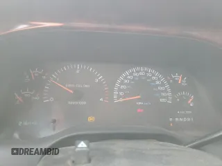 2001 Dodge 2500 z VIN 1B7KF236X1J198956, wystawiony jako Copart lot #52945405 z przebiegiem 216 448 mil mil oraz Czysty tytuł • Clean title. Historia ofert i sprzedaży dostępna na DreamBid. Obrazek 9.