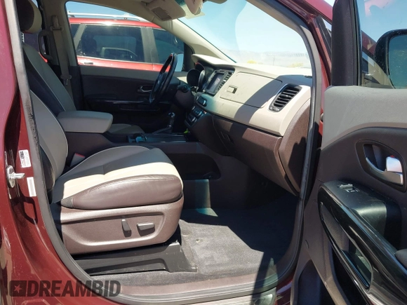 2015 Kia Sedona SX-L with VIN KNDME5C16F6032655, listed as a IAAI auction lot 42034681 with 84,426 mi miles and . Bid and sale history available at DreamBid. Image 5.