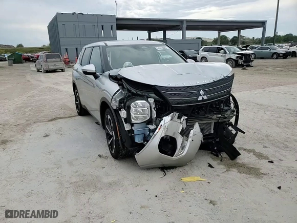 2023 Mitsubishi Outlander SE with VIN JA4J3UA83PZ058644, listed as a Copart auction lot 50313585 with 14,263 mi miles and Salvage Title. Bid and sale history available at carsss.com. Image 12.