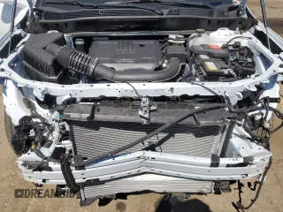 2024 Chevrolet Blazer LT z VIN 3GNKBCR49RS277852, wystawiony jako Copart lot #52954735 z przebiegiem 5 567 mil mil oraz Szkoda całkowita • Salvage title. Historia ofert i sprzedaży dostępna na DreamBid. Obrazek 12.
