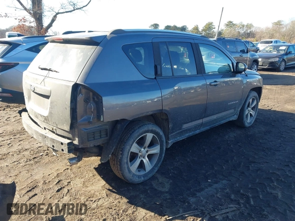 2016 Jeep Compass Latitude with VIN 1C4NJDEB7GD746114, listed as a IAAI auction lot 41571587 with 112,645 mi miles. Bid and sale history available at carsss.com. Image 4.