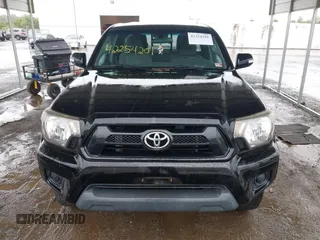 2015 Toyota Tacoma z VIN 5TFUX4EN8FX034499, wystawiony jako IAAI lot #42254201 z przebiegiem 177 756 mil mil oraz . Historia ofert i sprzedaży dostępna na DreamBid. Obrazek 12.