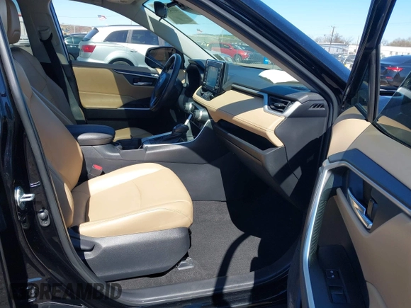 2021 Toyota RAV4 XLE Premium with VIN 2T3A1RFV6MC236809, listed as a IAAI auction lot 42056379 with 99,921 mi miles and . Bid and sale history available at DreamBid. Image 5.