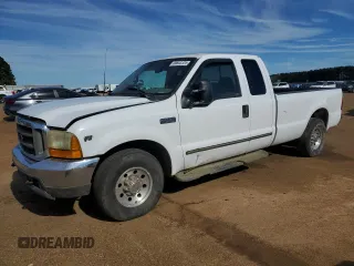 2000 Ford F-250 XL z VIN 3FTNX20L7YMA40480, wystawiony jako Copart lot #88603325 z przebiegiem 221 869 mil mil oraz Czysty tytuł • Clean title. Historia ofert i sprzedaży dostępna na DreamBid. Obrazek 1.