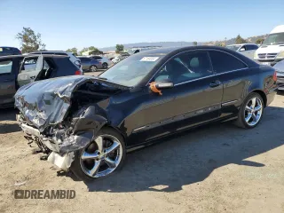 2004 Mercedes-Benz CLK 320 with VIN WDBTJ65J94F118662, listed as a Copart auction lot 67160004 with 186,549 mi miles and Non Repairable. Bid and sale history available at DreamBid. Image 1.