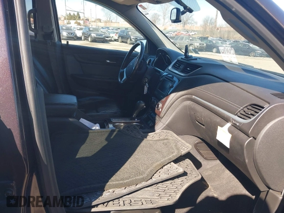 2015 Chevrolet Traverse LT with VIN 1GNKVHKD1FJ167325, listed as a IAAI auction lot 41631600 with 88,247 mi miles and . Bid and sale history available at DreamBid. Image 5.