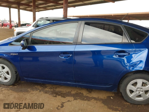 2011 Toyota Prius I with VIN JTDKN3DU2B0261397, listed as a IAAI auction lot 41955885 with 189,938 mi miles and . Bid and sale history available at DreamBid. Image 14.