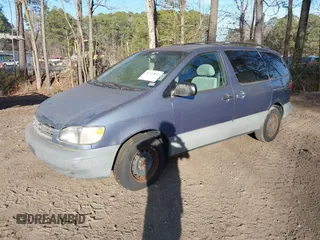 2000 Toyota Sienna LE with VIN 4T3ZF13C5YU181671, listed as a IAAI auction lot 41733892 with 212,013 mi miles. Bid and sale history available at carsss.com. Image 2.