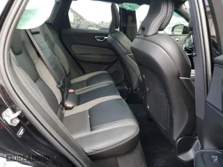 2021 Volvo XC60 R-Design with VIN YV4A22RM9M1887255, listed as a Copart auction lot 49190384 with 38,905 mi miles and Salvage Title. Bid and sale history available at carsss.com. Image 11.