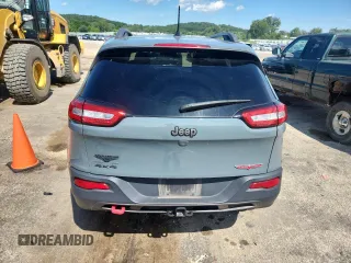 2015 Jeep Cherokee Trailhawk with VIN 1C4PJMBS4FW687328, listed as a Copart auction lot 58927765 with 119,483 mi miles and Non repairable. Bid and sale history available at DreamBid. Image 6.