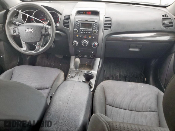 2012 Kia Sorento LX z VIN 5XYKT3A6XCG220216, wystawiony jako Copart lot #57467095 z przebiegiem 116 672 mil mil oraz Szkoda całkowita • Salvage title. Historia ofert i sprzedaży dostępna na DreamBid. Obrazek 8.