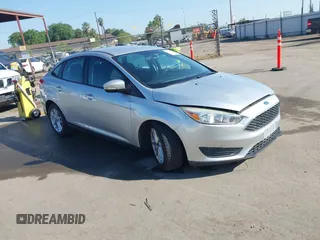 2016 Ford Focus SE with VIN 1FADP3F24GL230601, listed as a IAAI auction lot 41988130 with 176,366 mi miles. Bid and sale history available at carsss.com. Image 1.