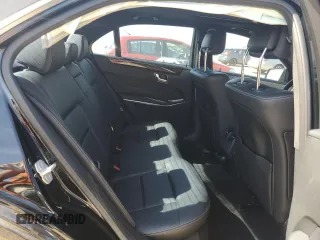 2015 Mercedes-Benz E 350 Luxury z VIN WDDHF8JB2FB099116, wystawiony jako Copart lot #56464985 z przebiegiem 122 123 mil mil oraz Szkoda całkowita • Salvage title. Historia ofert i sprzedaży dostępna na DreamBid. Obrazek 10.