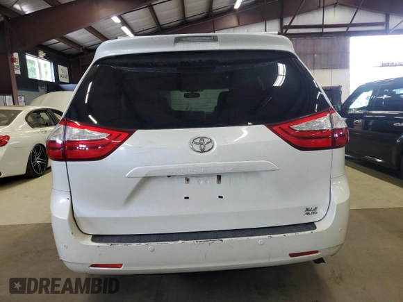 2015 Toyota Sienna Limited z VIN 5TDDK3DC3FS125940, wystawiony jako Copart lot #63550075 z przebiegiem 213 091 mil mil oraz Czysty tytuł • Clean title. Historia ofert i sprzedaży dostępna na DreamBid. Obrazek 6.
