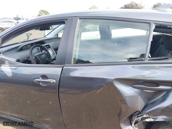 2019 Toyota Prius L Eco with VIN JTDKARFU2K3092671, listed as a IAAI auction lot 41435353 with 212,854 mi miles. Bid and sale history available at carsss.com. Image 20.