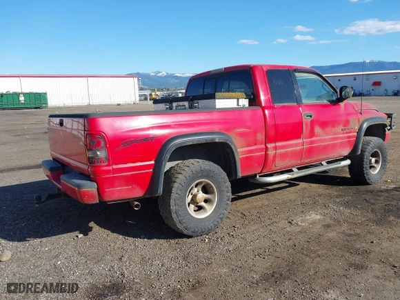 1998 Dodge Ram 1500 with VIN 3B7HF13Z0WG136974, listed as a IAAI auction lot 41949014 with 206,922 mi miles. Bid and sale history available at carsss.com. Image 4.