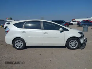 2012 Toyota Prius Two z VIN JTDZN3EUXC3145278, wystawiony jako IAAI lot #41525120 z przebiegiem 84 194 mil mil oraz . Historia ofert i sprzedaży dostępna na DreamBid. Obrazek 13.
