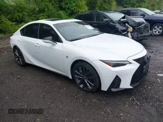 2022 Lexus IS 350 F Sport z VIN JTHGZ1E20N5024974, wystawiony jako IAAI lot #42248017 z przebiegiem 13 227 mil mil oraz . Historia ofert i sprzedaży dostępna na DreamBid. Obrazek 1.
