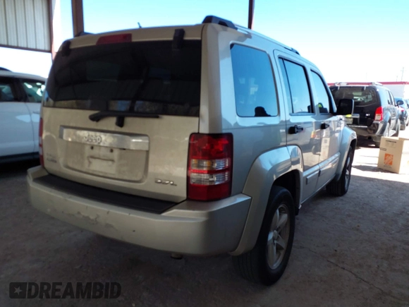2008 Jeep Liberty Limited with VIN 1J8GP58K98W211079, listed as a IAAI auction lot 41849328 with 195,254 mi miles. Bid and sale history available at carsss.com. Image 4.