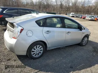 2013 Toyota Prius with VIN JTDKN3DPXD3045017, listed as a Copart auction lot 50218405 with 158,809 mi miles and Salvage Title. Bid and sale history available at DreamBid. Image 3.
