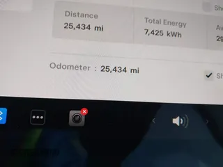 2023 Tesla Model Y Performance with VIN 7SAYGDEF0PF839468, listed as a IAAI auction lot 41609263 with 25,434 mi miles and . Bid and sale history available at DreamBid. Image 16.