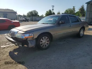 2004 Mercury Grand Marquis LS Premium z VIN 2MHFM75W44X677856, wystawiony jako Copart lot #54826585 z przebiegiem Nie podano mil oraz Szkody całkowita. Historia ofert i sprzedaży dostępna na DreamBid. Obrazek 1.