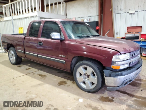 2000 Chevrolet Silverado 1500 LS with VIN 2GCEC19V2Y1344835, listed as a Copart auction lot 45058925 with 251,702 mi miles and Clean Title. Bid and sale history available at carsss.com. Image 4.