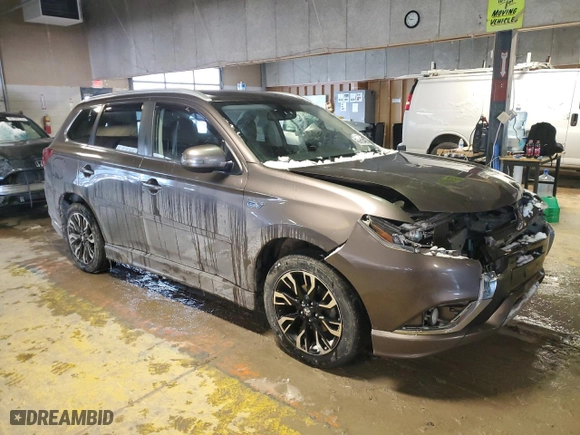 2018 Mitsubishi Outlander PHEV SEL with VIN JA4J24A51JZ057928, listed as a Copart auction lot 45915495 with 108,065 mi miles and Clean Title. Bid and sale history available at carsss.com. Image 4.