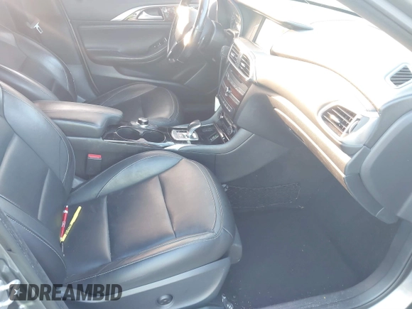 2017 Infiniti QX30 Luxury with VIN SJKCH5CR3HA020551, listed as a IAAI auction lot 41501816 with 78,511 mi miles. Bid and sale history available at carsss.com. Image 5.