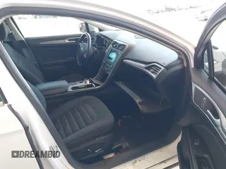 2017 Ford Fusion SE z VIN 3FA6P0HD7HR309432, wystawiony jako IAAI lot #42163947 z przebiegiem 201 575 mil mil oraz . Historia ofert i sprzedaży dostępna na DreamBid. Obrazek 5.