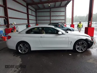 2017 BMW 4 Series 430i xDrive z VIN WBA4U9C30H5H64364, wystawiony jako IAAI lot #42502753 z przebiegiem 100 988 mil mil oraz . Historia ofert i sprzedaży dostępna na DreamBid. Obrazek 13.