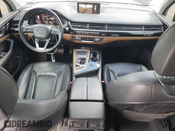 2017 Audi Q7 Premium Plus z VIN WA1LAAF71HD009745, wystawiony jako Copart lot #53754885 z przebiegiem 129 993 mil mil oraz Szkoda całkowita • Salvage title. Historia ofert i sprzedaży dostępna na DreamBid. Obrazek 8.