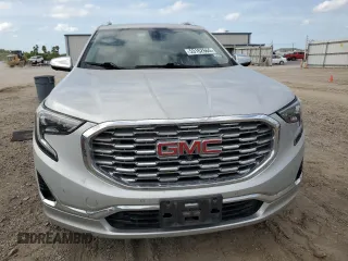 2019 GMC Terrain Denali z VIN 3GKALSEXXKL193300, wystawiony jako Copart lot #53162665 z przebiegiem 94 568 mil mil oraz Szkoda całkowita • Salvage title. Historia ofert i sprzedaży dostępna na DreamBid. Obrazek 5.