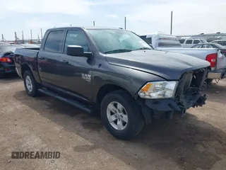 2021 Ram 1500 Tradesman z VIN 3C6RR6KG9MG563230, wystawiony jako IAAI lot #41905688 z przebiegiem 81 143 mil mil oraz . Historia ofert i sprzedaży dostępna na DreamBid. Obrazek 1.