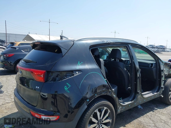 2017 Kia Sportage EX z VIN KNDPN3ACXH7178768, wystawiony jako IAAI lot #42608197 z przebiegiem 137 239 mil mil oraz . Historia ofert i sprzedaży dostępna na DreamBid. Obrazek 20.