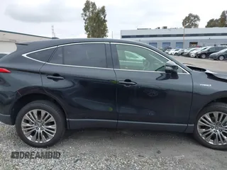 2021 Toyota Venza LE with VIN JTEAAAAH7MJ060526, listed as a IAAI auction lot 42084173 with 39,013 mi miles and . Bid and sale history available at DreamBid. Image 14.