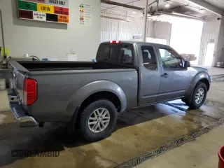 2017 Nissan Frontier SV with VIN 1N6AD0CW6HN760308, listed as a Copart auction lot 50212565 with 187,496 mi miles and Salvage title. Bid and sale history available at DreamBid. Image 3.