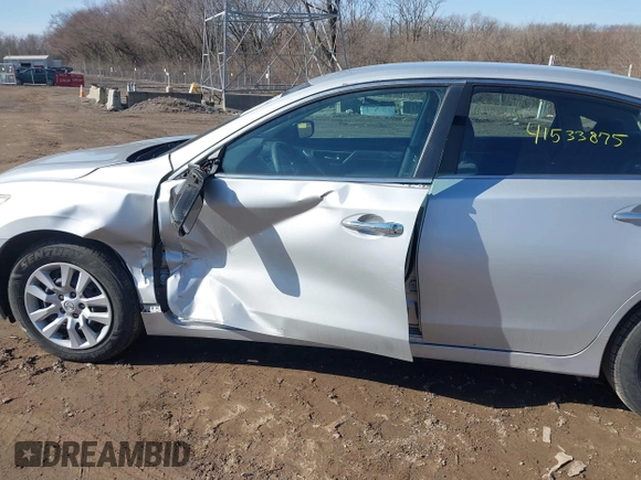 2015 Nissan Altima 2.5 SL with VIN 1N4AL3AP1FN890387, listed as a IAAI auction lot 41533875 with 149,173 mi miles. Bid and sale history available at carsss.com. Image 14.