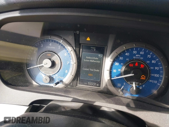 2018 Toyota Sienna with VIN 5TDZZ3DC9JS942579, listed as a IAAI auction lot 41720834 with 132,231 mi miles and . Bid and sale history available at DreamBid. Image 7.
