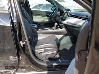 2023 Jeep Compass (RED) Edition with VIN 3C4NJDCN3PT558682, listed as a IAAI auction lot 40799058 with 8,786 mi miles and . Bid and sale history available at carsss.com. Image 5.