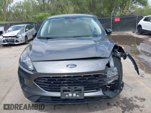 2022 Ford Escape SE with VIN 1FMCU0G68NUB17851, listed as a IAAI auction lot 42052525 with 37,004 mi miles and . Bid and sale history available at DreamBid. Image 13.