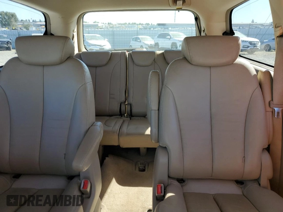 2007 Kia Sedona EX with VIN KNDMB233976177716, listed as a Copart auction lot 71408984 with 173,640 mi miles and Salvage Title. Bid and sale history available at DreamBid. Image 10.