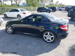2008 Mercedes-Benz SLK-Class 3.5L with VIN WDBWK56F38F186671, listed as a IAAI auction lot 41530919 with 115,567 mi miles. Bid and sale history available at carsss.com. Image 14.