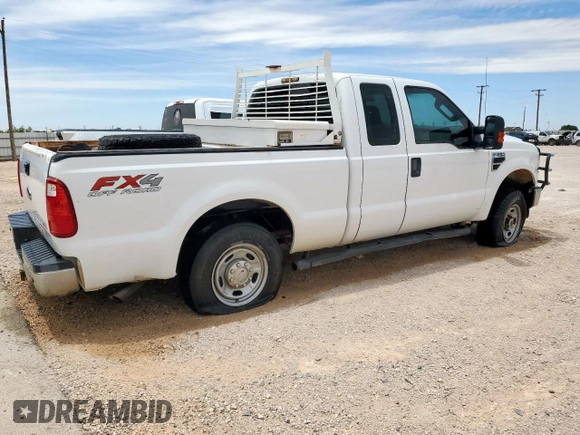 2010 Ford F-250 XL z VIN 1FTSX2B58AEA95811, wystawiony jako Copart lot #57290265 z przebiegiem 251 281 mil mil oraz Tytuł czysty. Historia ofert i sprzedaży dostępna na DreamBid. Obrazek 3.
