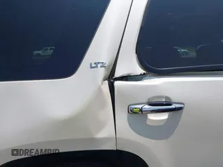 2008 Chevrolet Tahoe LTZ с VIN 1GNFC13J38R248270, выставлен на аукционе IAAI как лот 42403526 с пробегом 216 031 миль миль и . История ставок и продаж доступна на DreamBid. Изображение 12.
