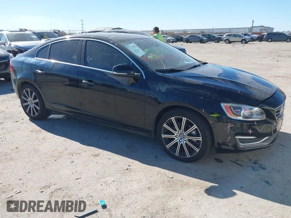 2018 Volvo S60 Inscription Platinum with VIN LYV402HM1JB156380, listed as a IAAI auction lot 41408529 with 106,933 mi miles. Bid and sale history available at carsss.com. Image 1.
